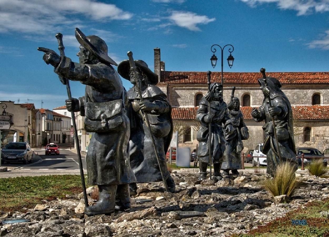 Gite Du Timbre Clion  Εξωτερικό φωτογραφία